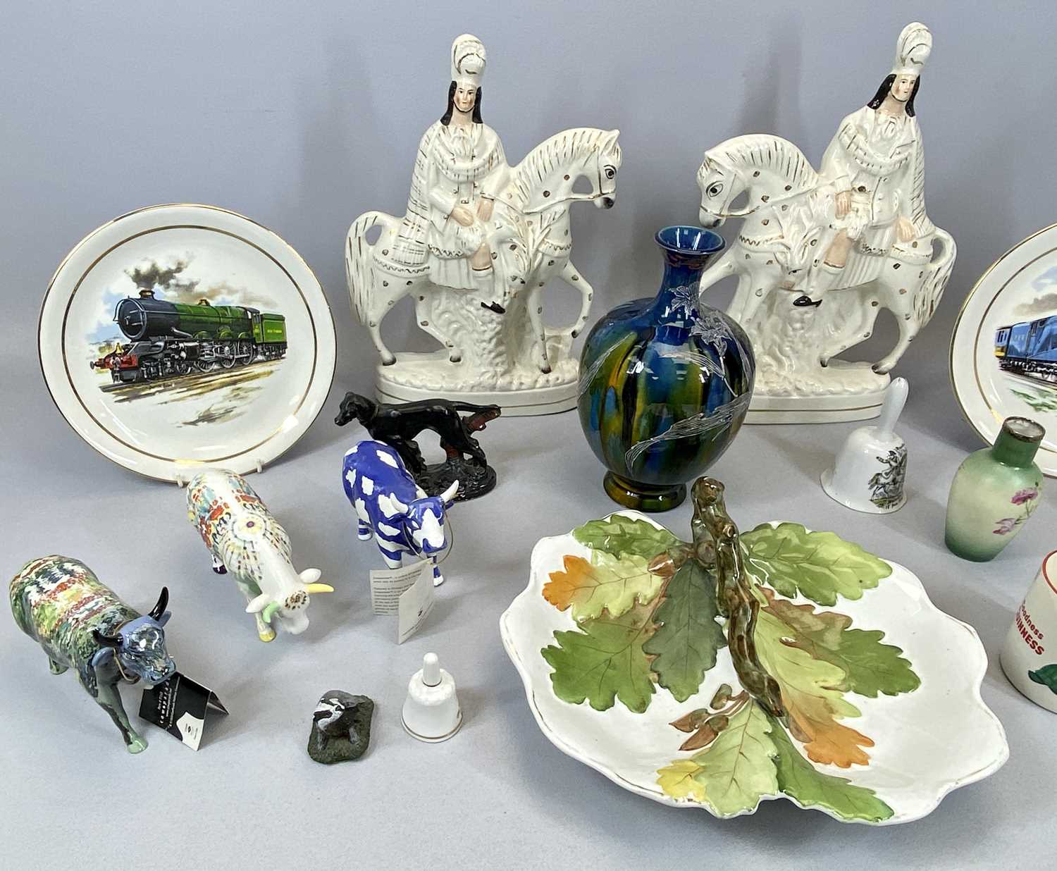 MIXED POTTERY & PORCELAIN COLLECTERS GROUP, to include a pair of Staffordshire flat back Scotsman on - Image 2 of 3