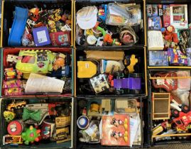 LARGE QUANTITY OF COLLECTABLES, TOYS, GAMES & OTHER ITEMS (in 8 boxes / crates) Provenance: