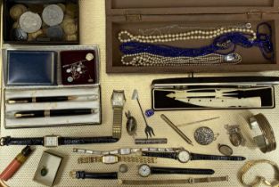 MIXED JEWELLERY, WATCHES, COINS & OTHER COLLECTABLES, including Victorian yellow metal propelling