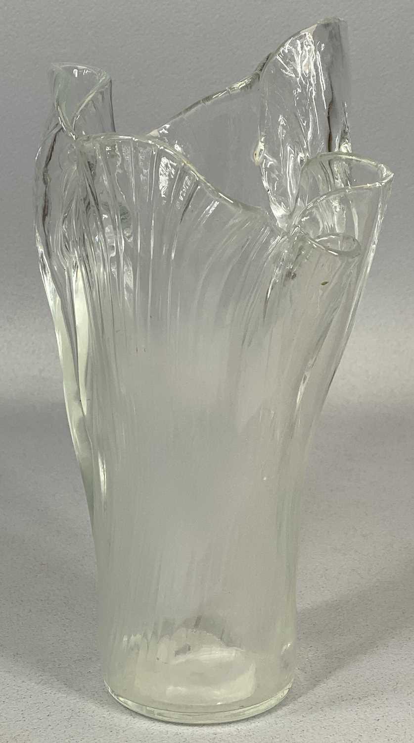 SQUARE GLASS DECANTER & STOPPER, 26cms H, heavy cut glass vase, 17cms H, cut glass water carafe - Image 3 of 3