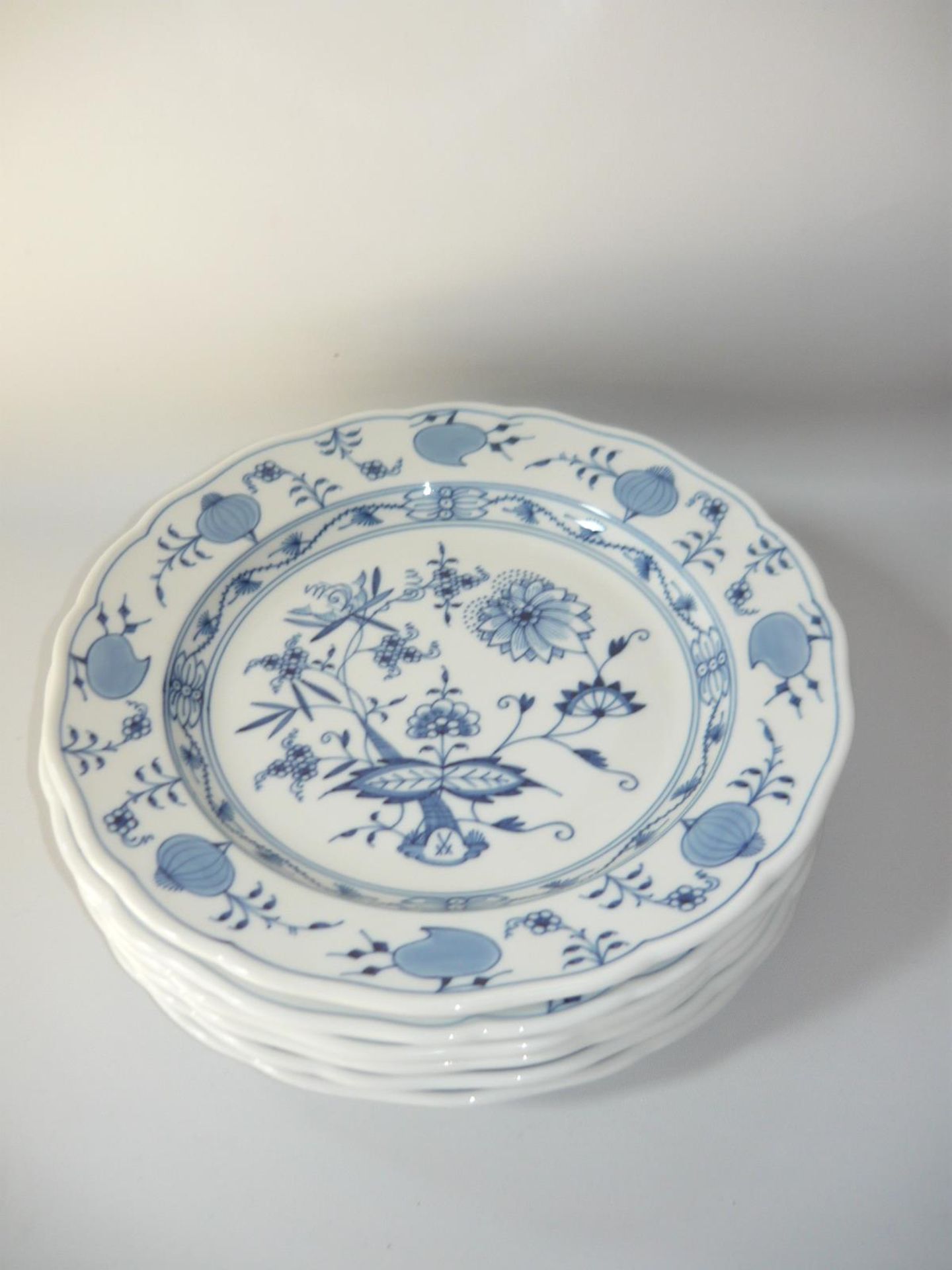 Meissen (Schwerter). Zwiebelmuster. Satz 6 große flache Teller. Ø 25cm. Erste Wahl. //English: