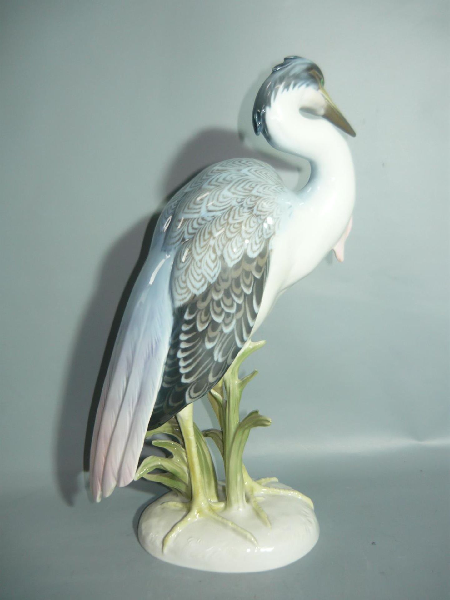 Rosenthal. Großer Reiher. Erste Wahl. H. 32cm. //English: Rosenthal Heron. First choice. - Bild 2 aus 2