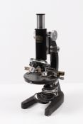 Kursmikroskop. Um 1925. Winkel-Zeiss