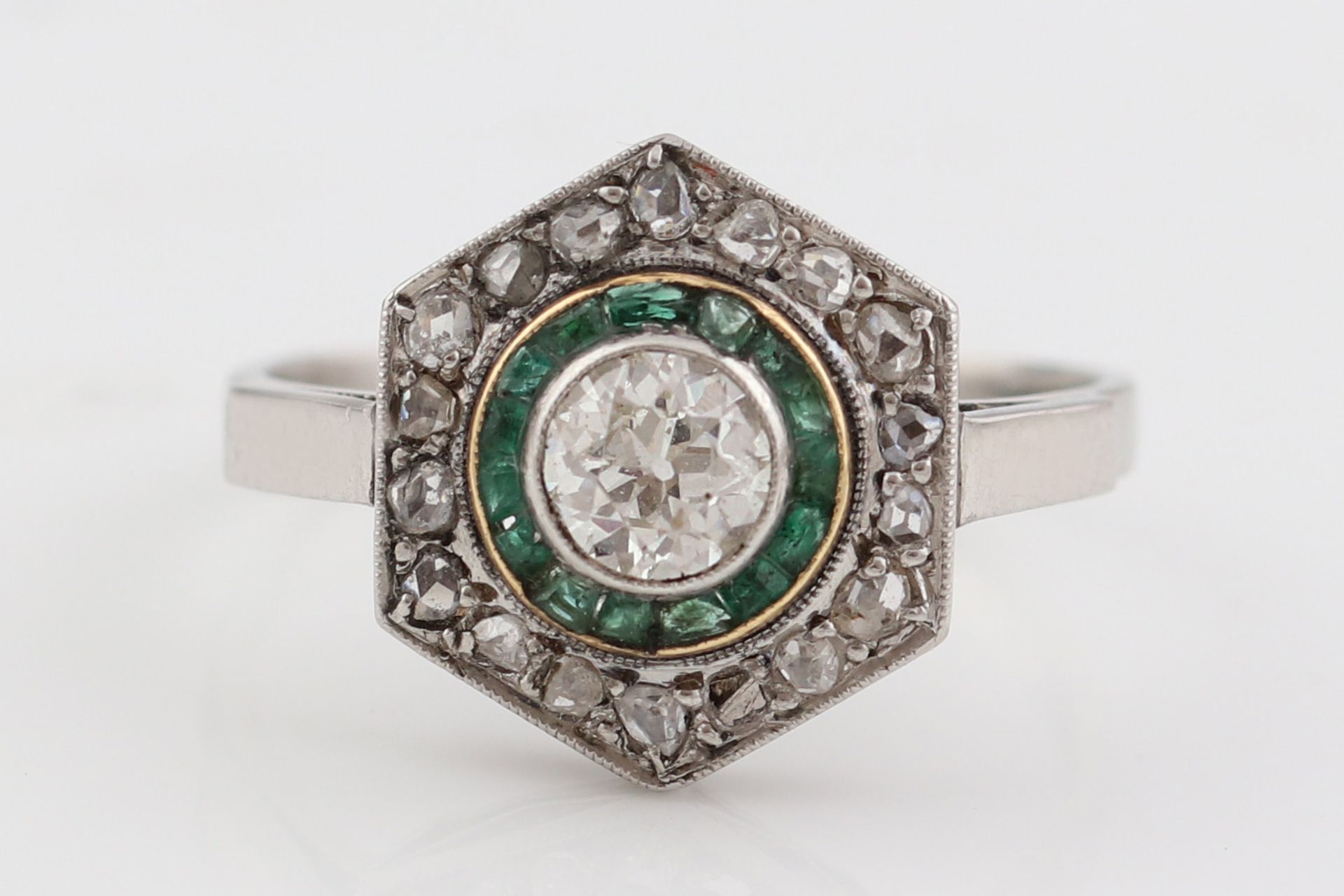 Art Deco Ring mit Smaragd - Image 2 of 4