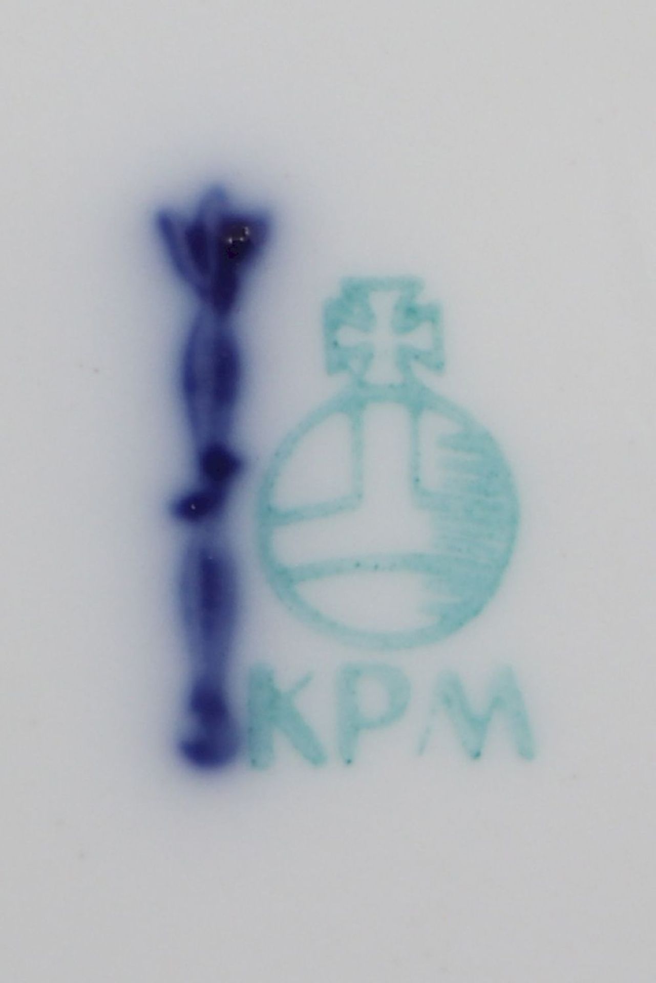 2 Teile KPM, BERLIN Porzellanterrine und Sauciere - Bild 4 aus 4
