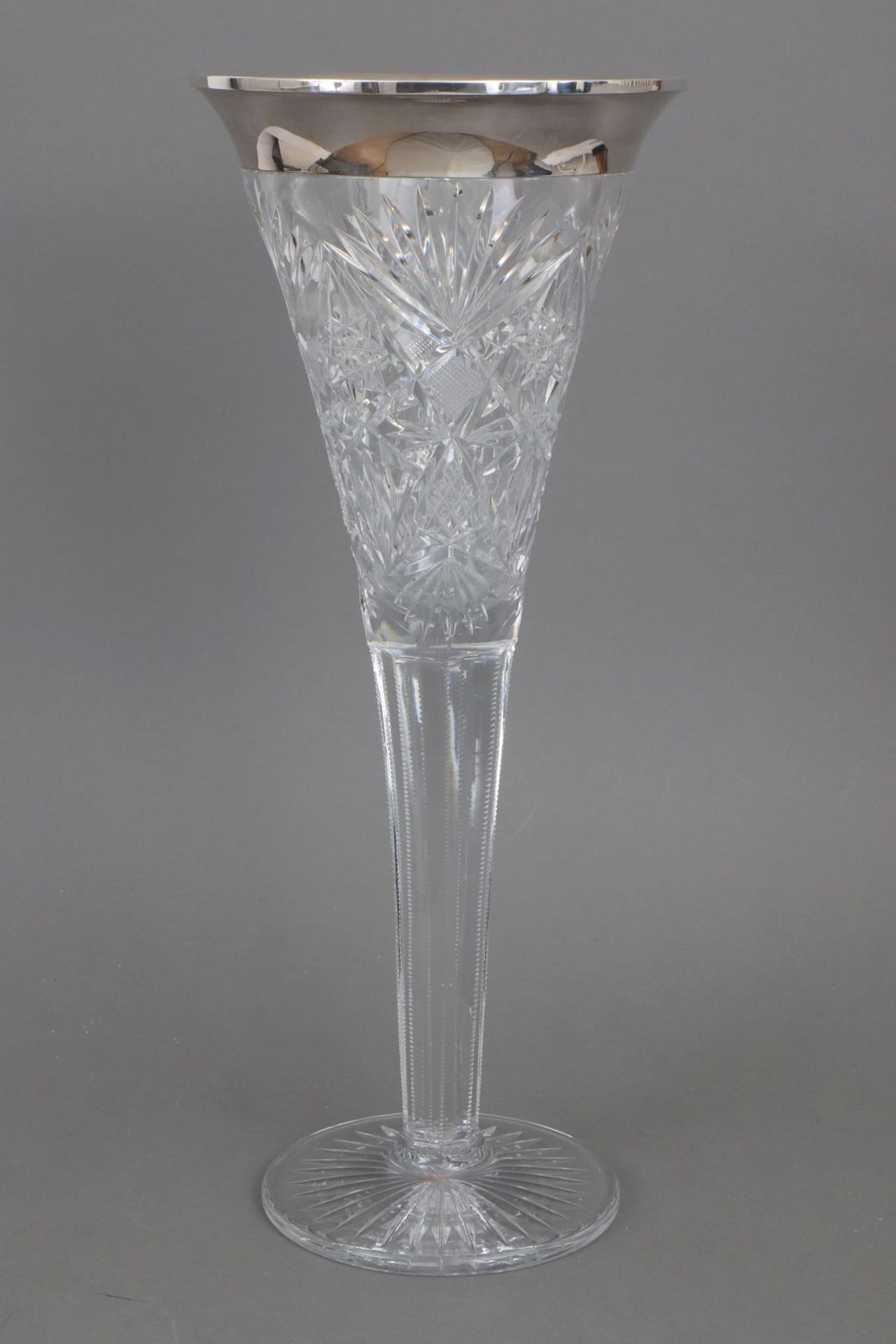 Großes Kristall Kelchglas mit Silberrand