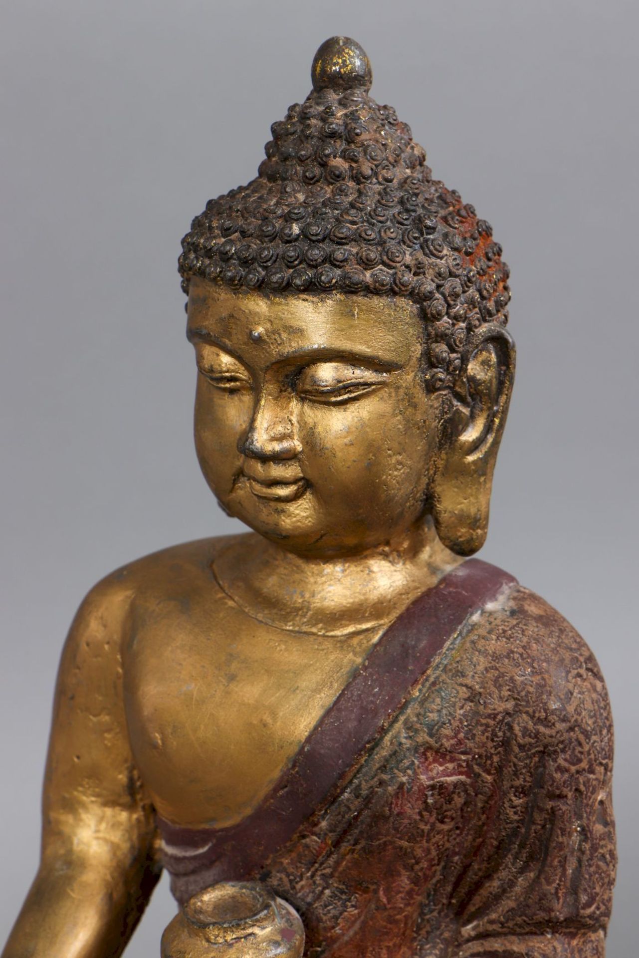 wohl chinesischer Buddha Shakyamuni des 18. Jahrhunderts - Bild 4 aus 4