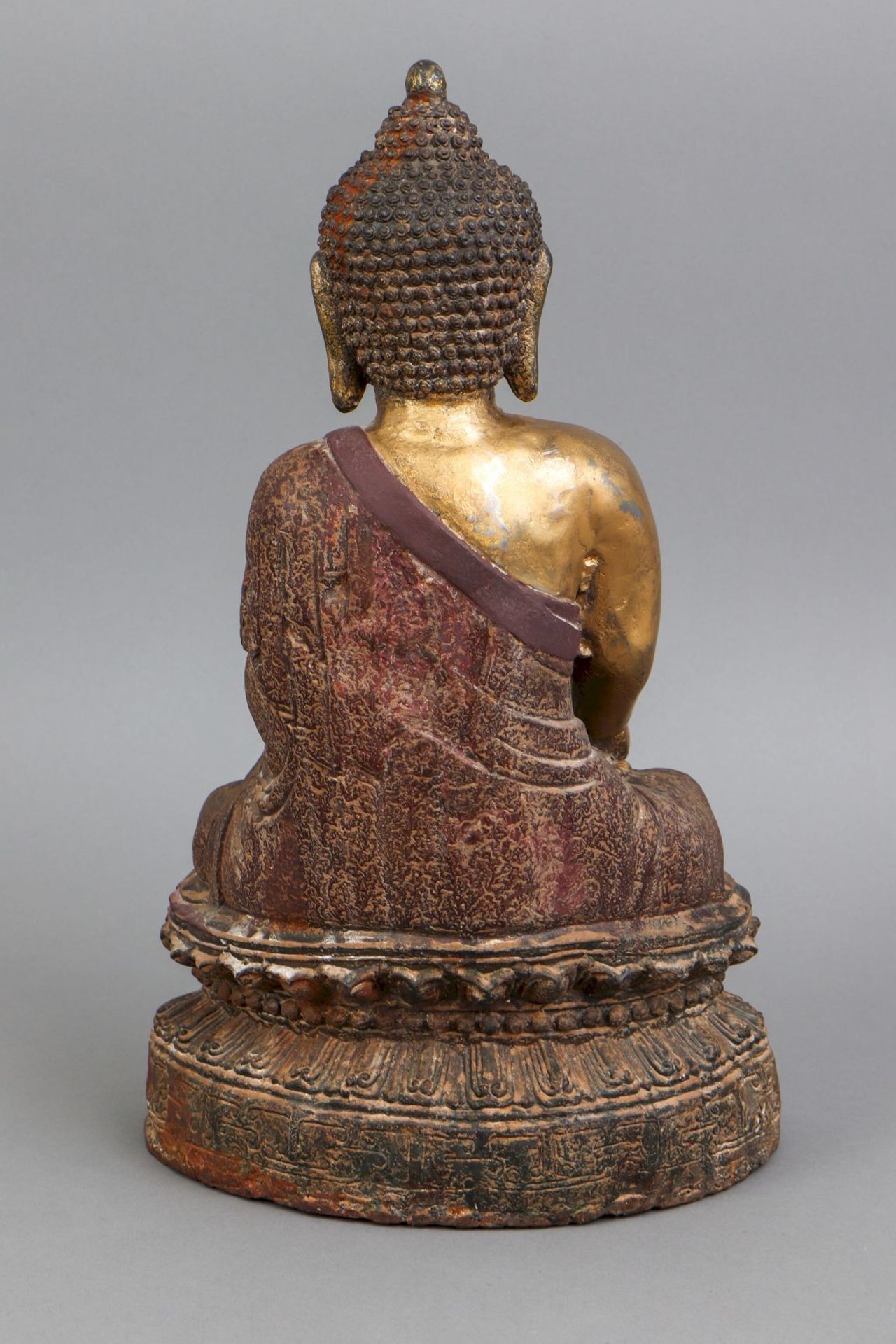wohl chinesischer Buddha Shakyamuni des 18. Jahrhunderts - Bild 2 aus 4