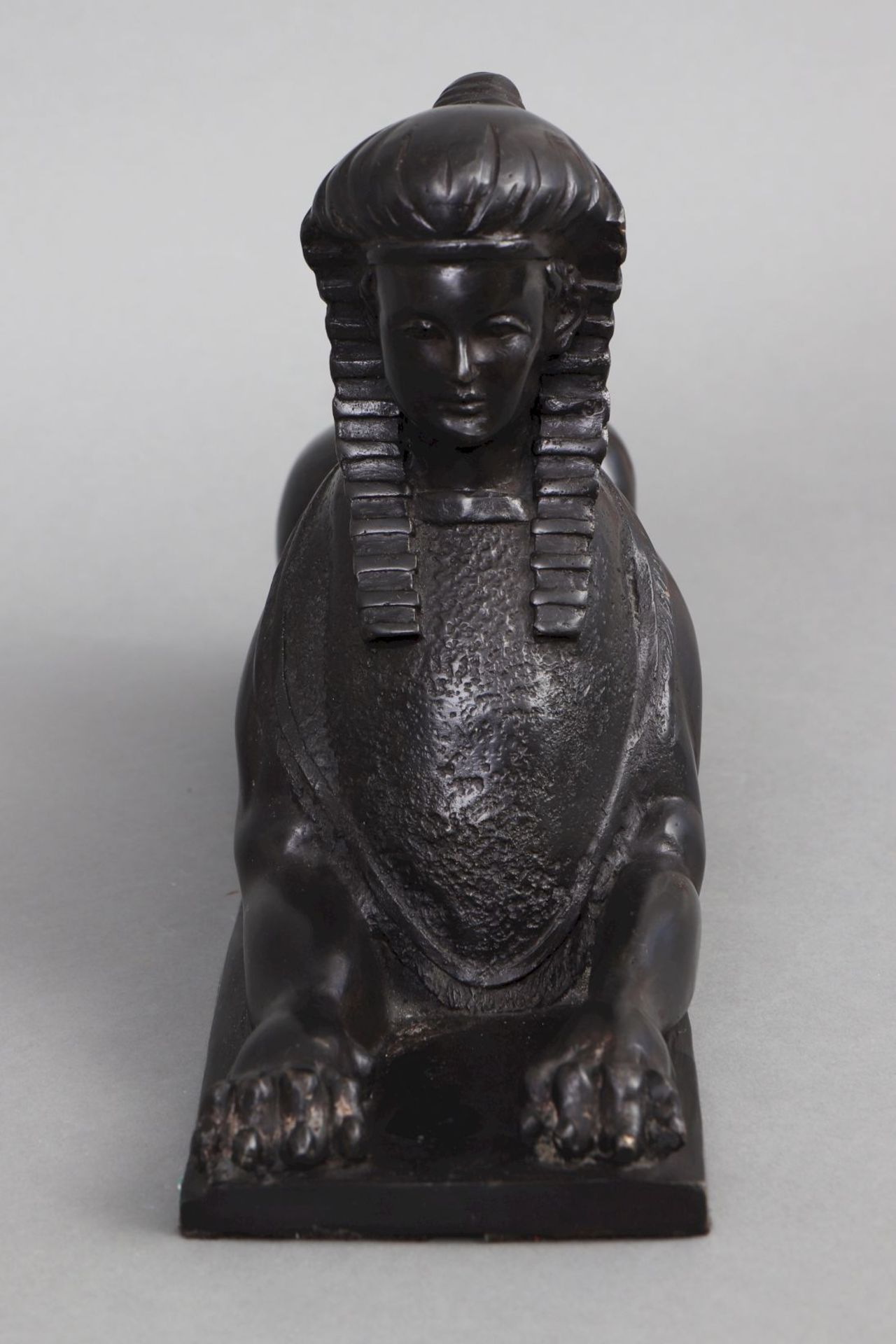 Bronzefigur einer Sphinx - Image 3 of 4