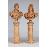 Paar dekorative Terrakotta-Büsten ¨Allegorische Figuren im Stile der Antike¨ auf Säulen
