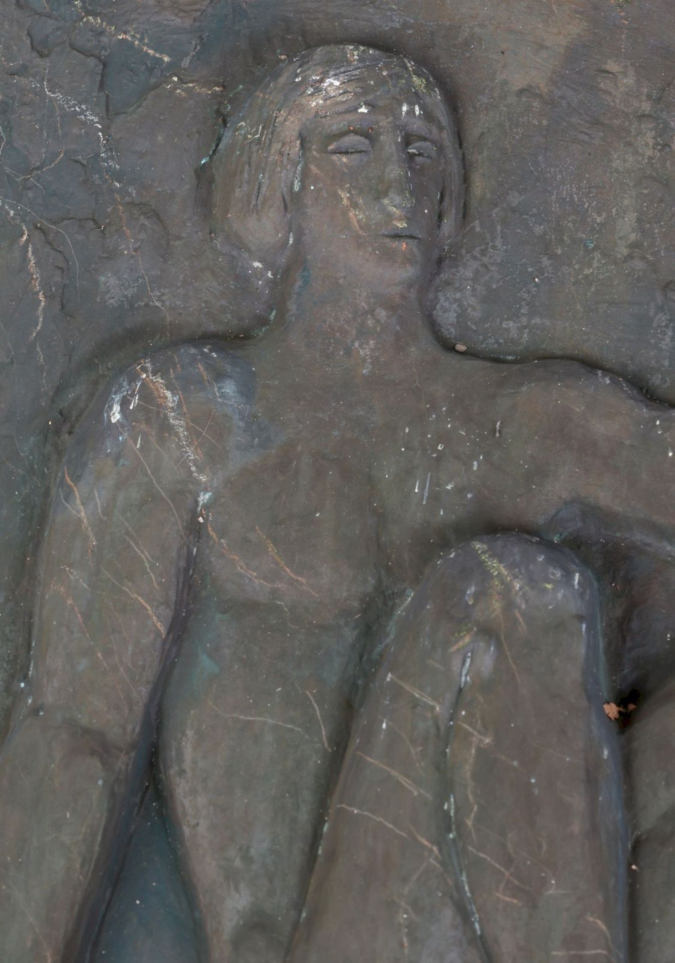 FRITZ FLEER (1921 - 1997) Bronzerelief ¨3 sitzende Figuren¨ (1971) - Image 2 of 4