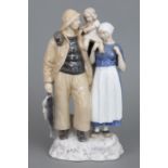 BING & GRÖNDAHL Porzellanfigur ¨Fischerpaar mit Kind¨