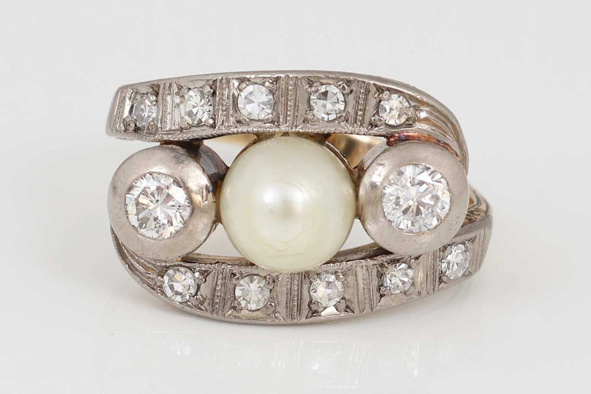 Ring mit Perle und Diamanten, um 1930