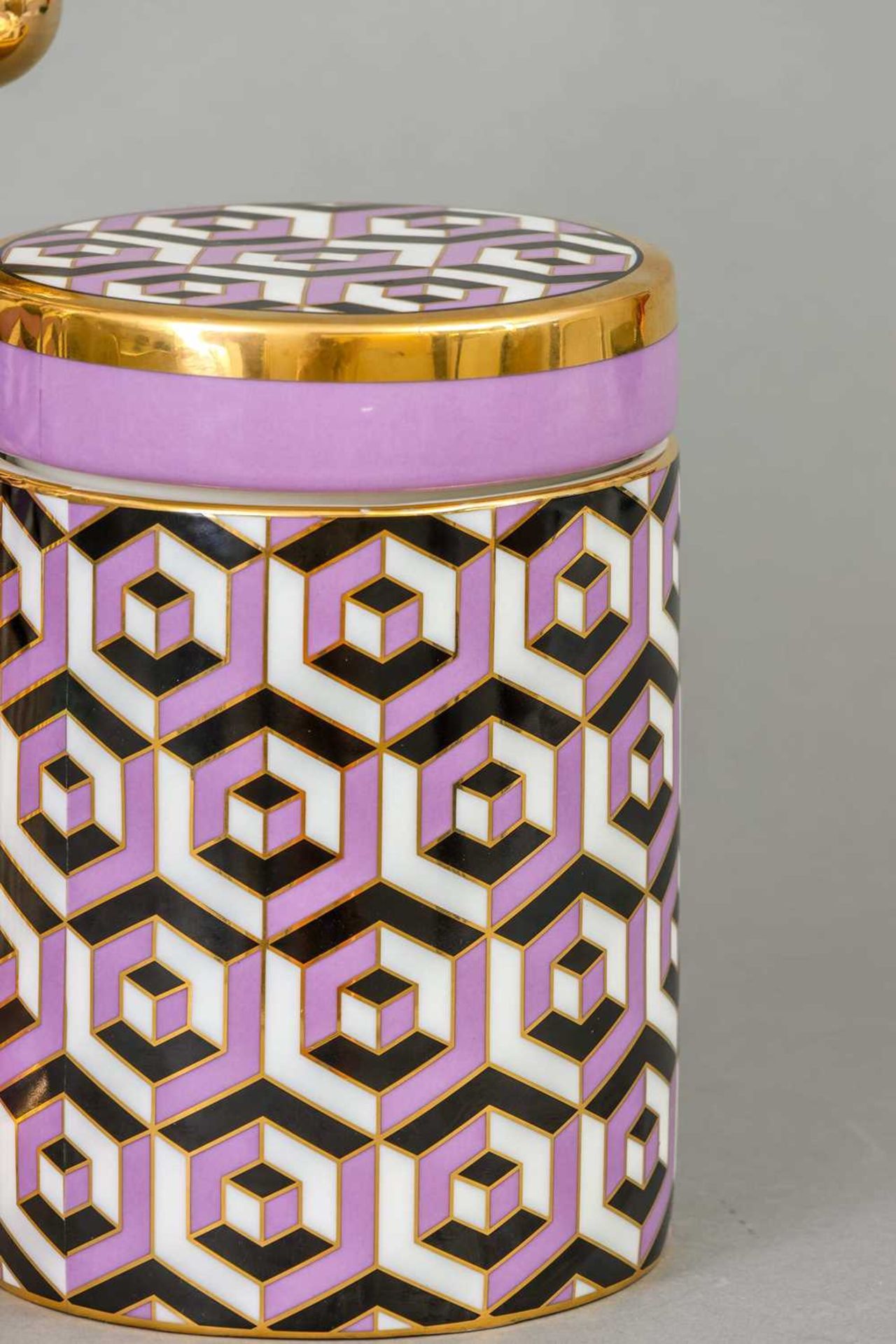 2 JONATHAN ADLER Porzellangefäße "Versailles Hex" - Image 4 of 8