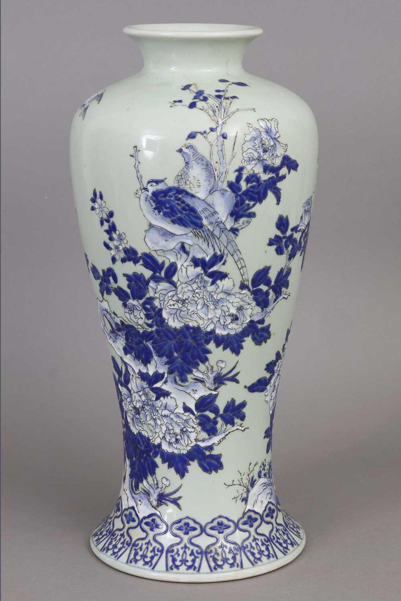 Chinesische Porzellanvase, wohl Republikzeit (1912-49)