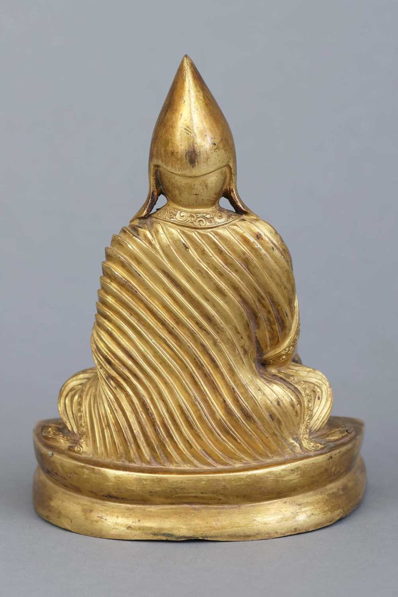 Tibeto-chinesische Bronzefigur "Tsongkhapa" - Image 2 of 4
