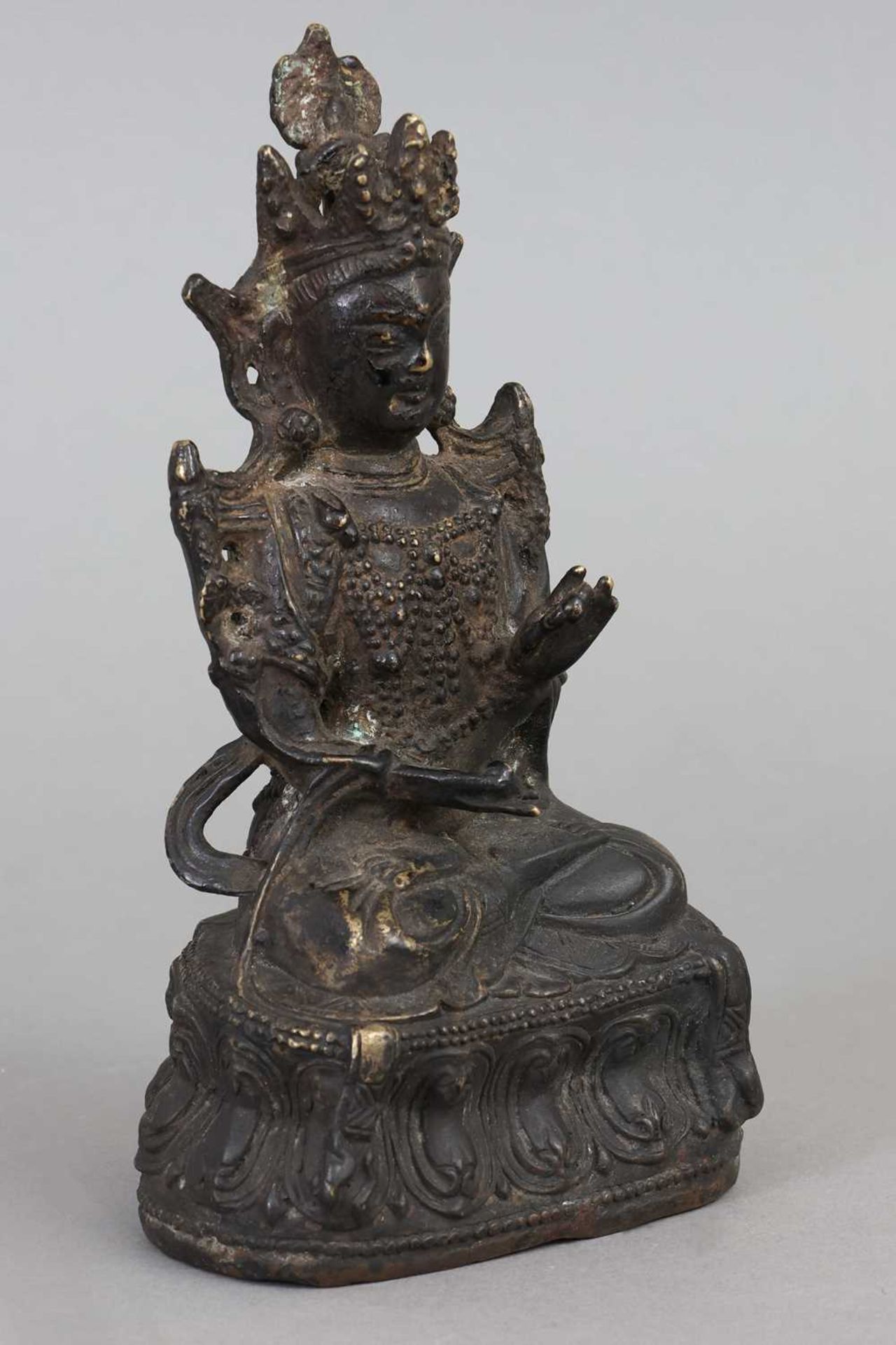 Chinesische Bronzefigur der Guanyin - Image 2 of 5