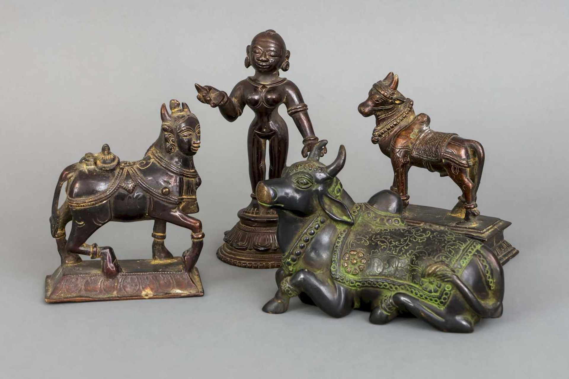 4 indische Bronzefiguren des 19. Jahrhunderts "Hinduistische Gottheiten"