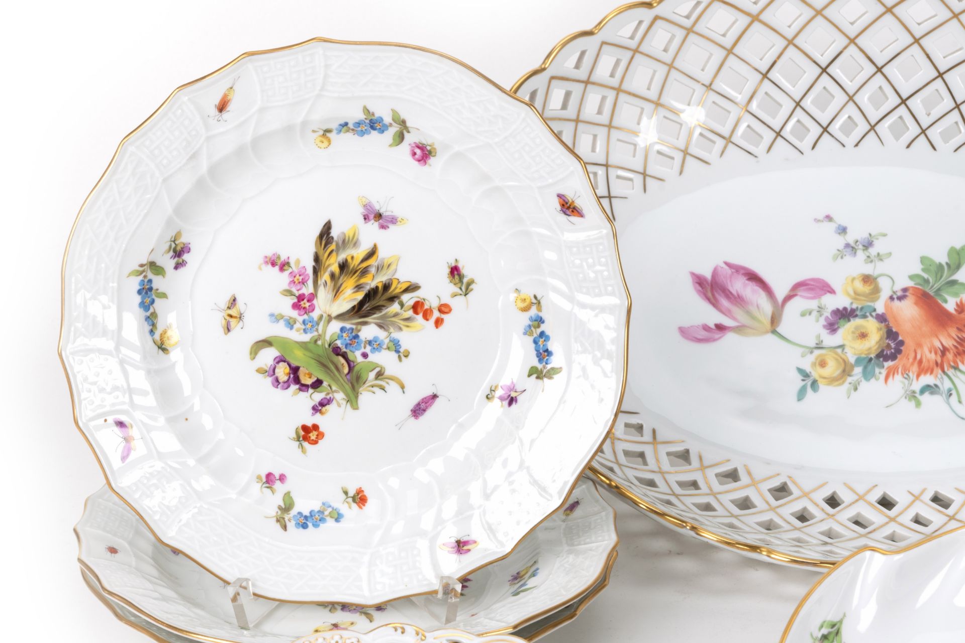 Konvolut Meissen Porzellanobjekte 'Blumenbouquet' und 'Indische Blume mit Vogel' - Image 3 of 5