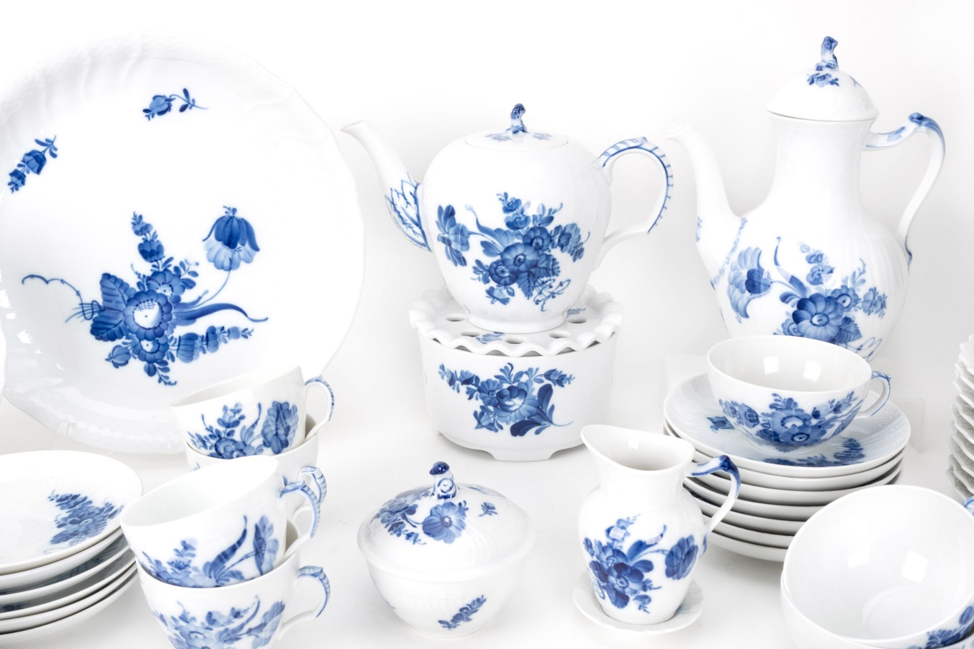 Royal Copenhagen Kaffee- und Teeservice 'Blaue Blume' - Bild 2 aus 5