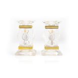 Paar Lalique Kerzenhalter mit goldenen Applikationen und Blumendekor