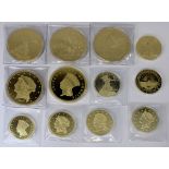 Zwölf Gigantenprägungen Amerikanischer Münzen, Kupfer vergoldet, jeweils in einer Auflage von 9999