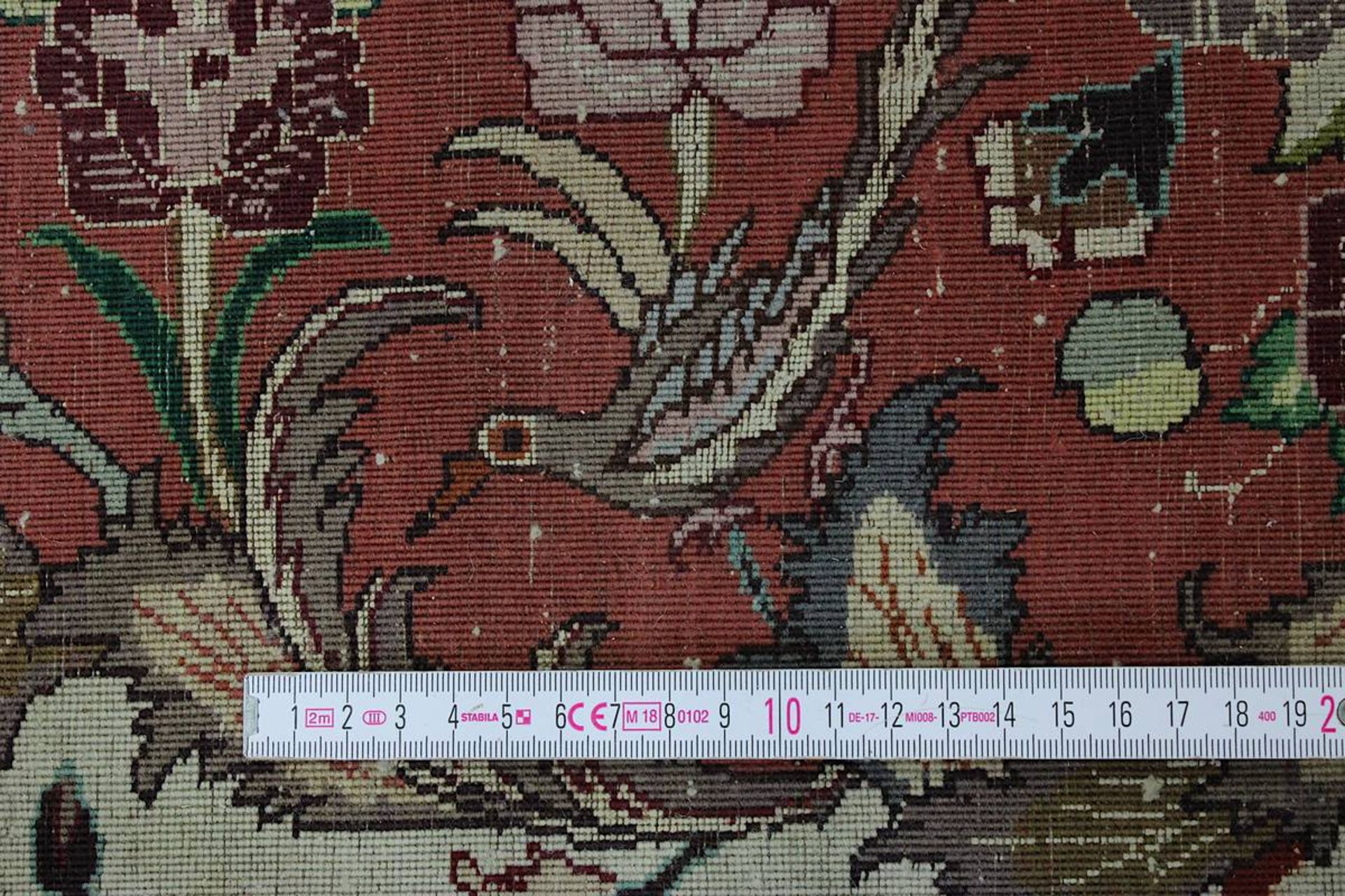 Täbris, Persien 2. H. 20. Jh., Korkwolle mit Seide, fein geknüpft, Fransen mit Klebeband - Bild 14 aus 15