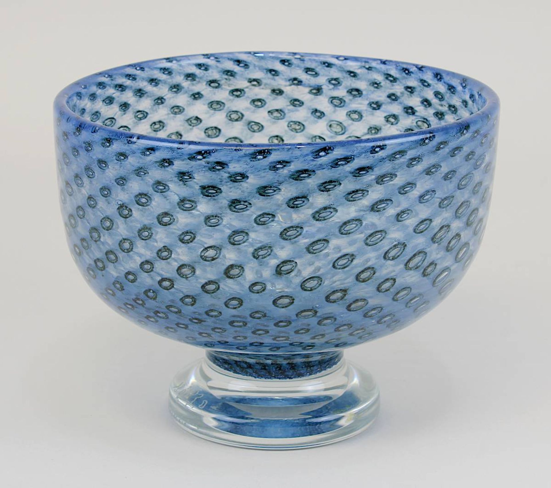 Boda Glasschale, Entwurf Bertil Vallien um 1970, Klarglas, innen mit eingestochenen Luftblasen und
