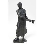 Iffland, Franz ( Tempelhof 1862 - 1933 Berlin), "Schmied", Bronze, dunkel patiniert, auf ovoider