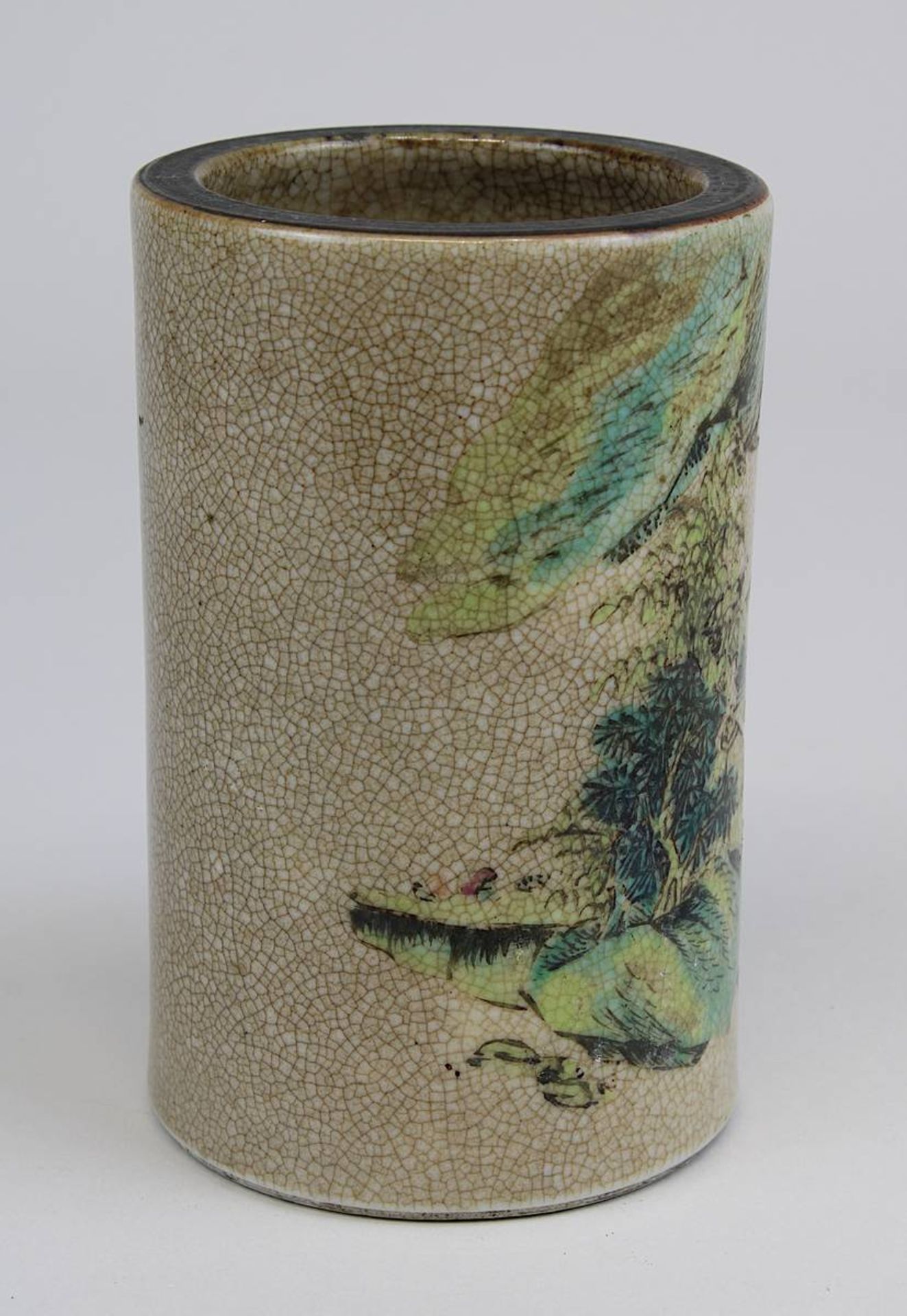 Kleine Vase oder Pinselbecher, Nanking-Porzellan, China um 1920-20, Porzellan mit Craquelure-Glasur, - Bild 3 aus 3