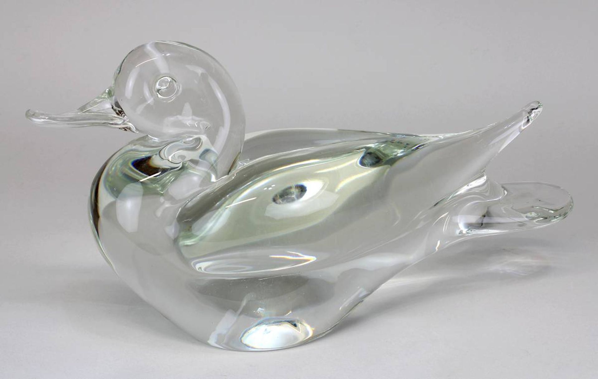 Murano Glasente, Handarbeit um 1970, getöntes Klarglas, Höhe 17 cm, Länge 33 cm, Gewicht 4,4 Kg.