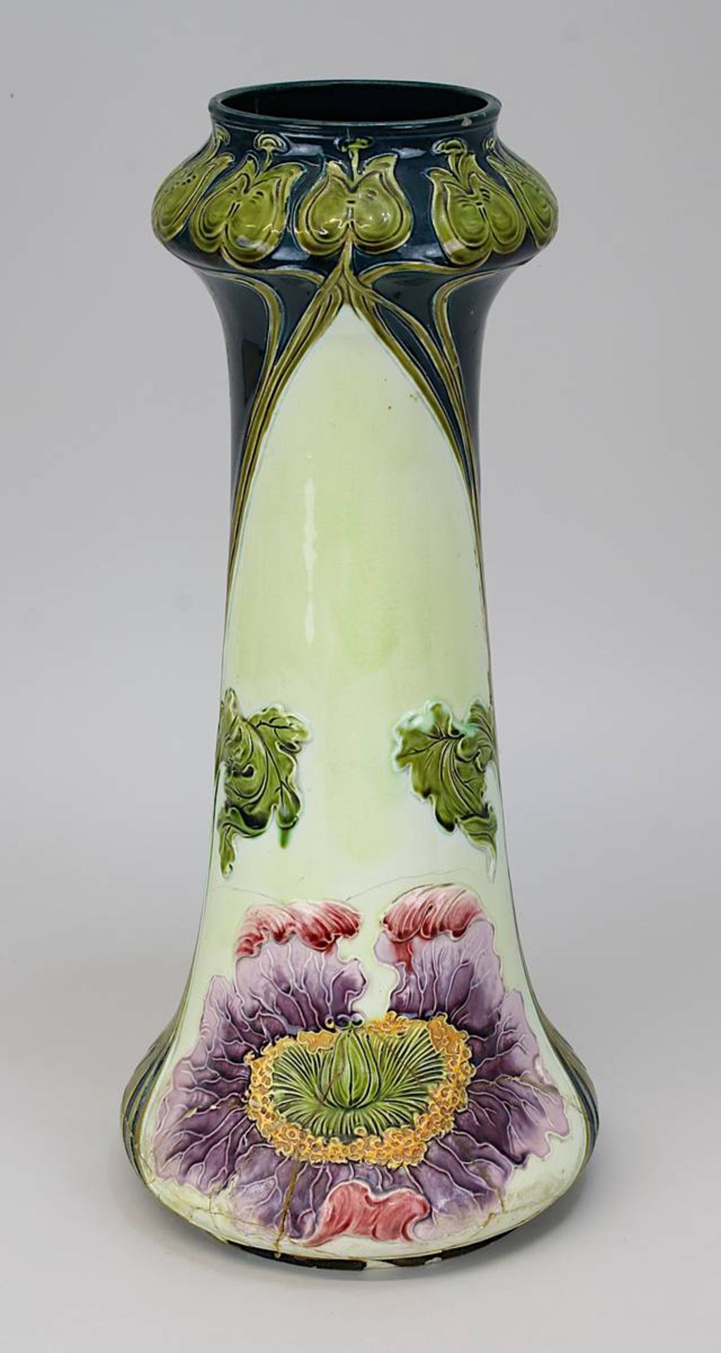 Jugendstil-Keramikvase mit Blumendekor, Keramik heller Scherben, Außenwandung mit Floral - Image 2 of 2