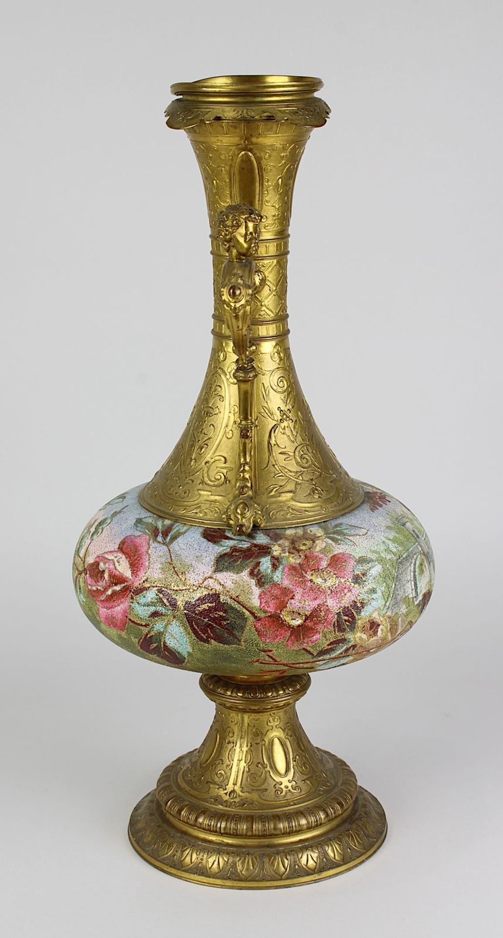 Historismus-Prunkvase aus Keramik mit Metallmontur, deutsch um 1880, Keramikkorpus floral - Image 2 of 3