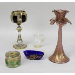 2 Teile Murano-Glas und 3 Teile Steinschönau-Glas, bestehend aus: kleiner mundgeblasener Krug mit