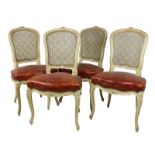 4 Stühle im Stil Louis XVI, Frankreich 2. H. 19. Jh., jew. Holz beschnitzt und farbig gefasst,