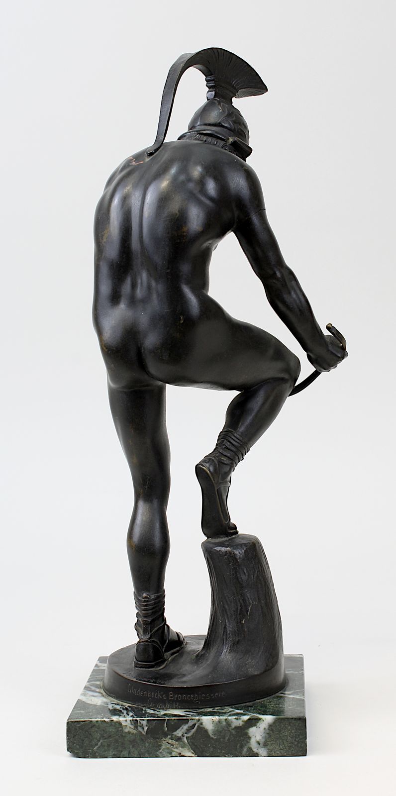 Posoreck, Wilhelm (Berlin 1880) Spartanischer Krieger beim Bogenbiegen, Bronze mit dunkler Patina, - Image 3 of 6