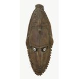 Kleine Maske vom Sepik, Papua-Neuguinea, Holz geschnitzt, schöne rötliche Patina, Gesichtsmaske