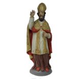 Heiliger Bischof, 18. Jh., Holz geschnitzt u. farbig gefasst, rückseitig gehöhlt, im Ornat, mit