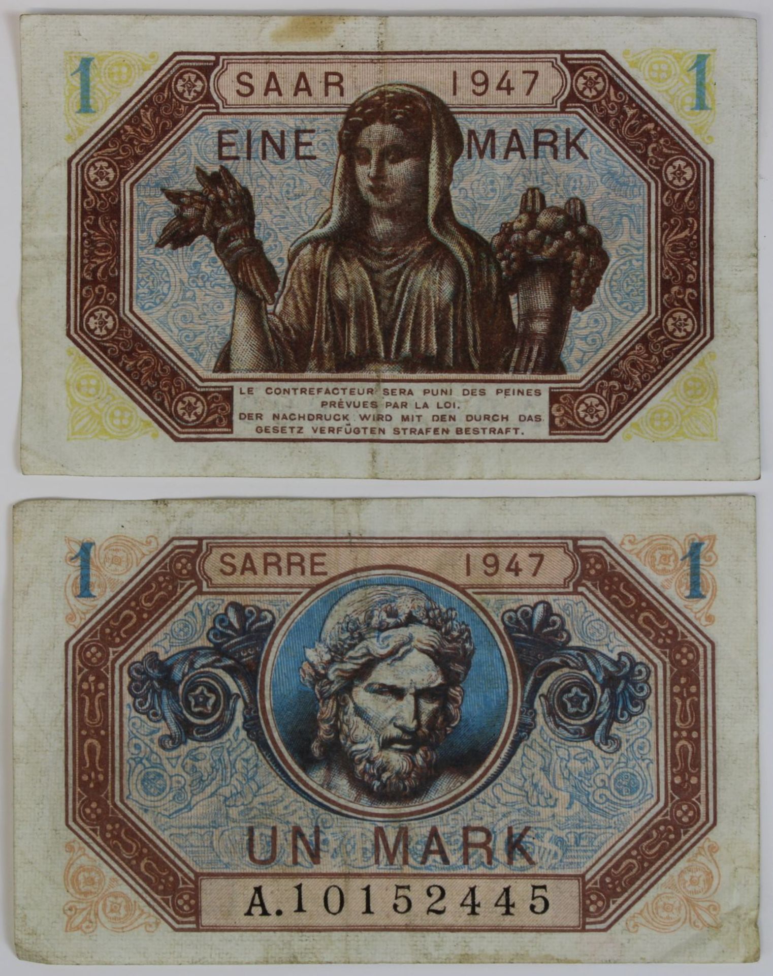 Zwei Banknoten zu einer Mark, Saar 1947, Vorderseite mit französischer Beschriftung, Rückseite mit