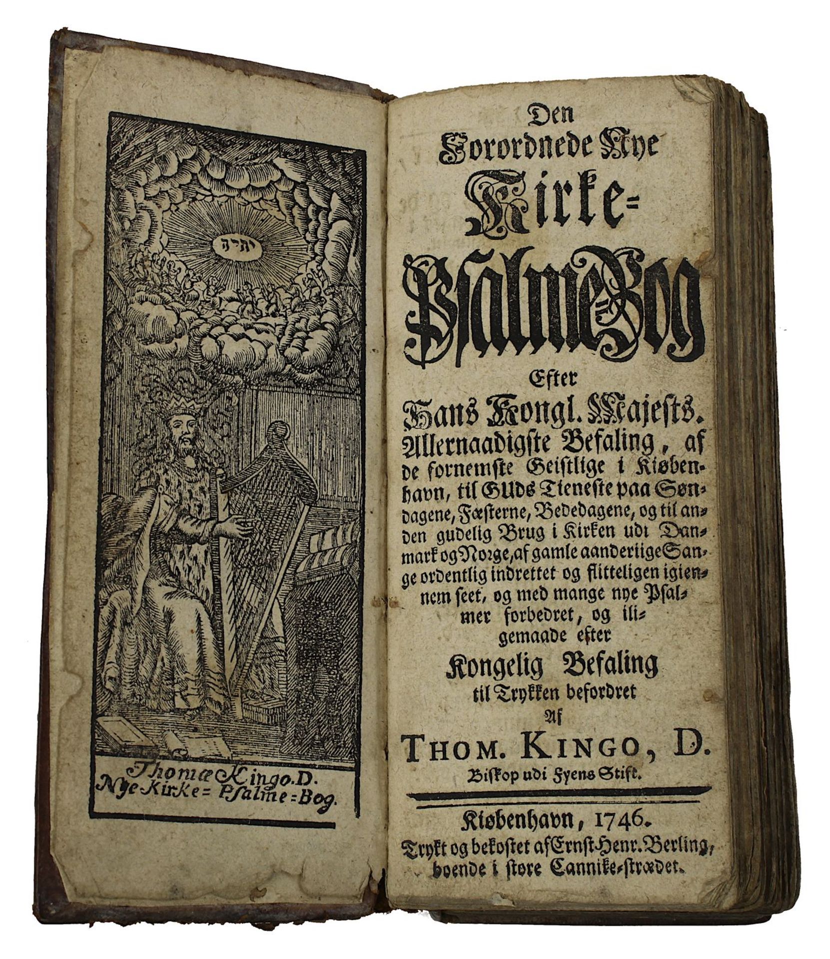 Thomas Kingo "Den forordnede Nye Kirke-Psalme-Bog", Kopenhagen 1746, Frontispiz, Ledereinband mit