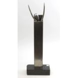 Guther, Armin (Heidelberg 1931 - 2017), Skulptur aus gebürstetem Eisen und anderen Metallen in