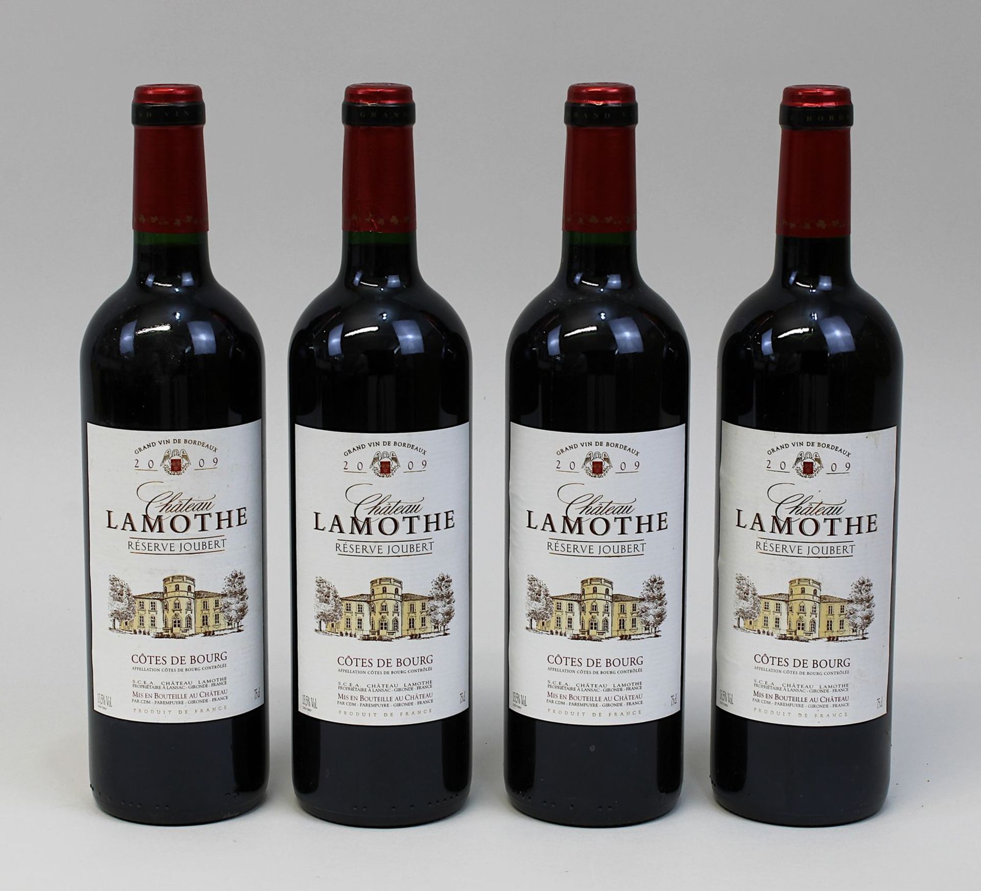 Vier Flaschen 2009er Château Lamothe, Réserve Joubert, Côtes de Bourg, Gironde, jeweils gute