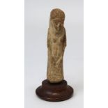 Kleine weibliche Terracotta-Figur, wohl ptolemäisches Ägypten, stehende Figur einer Frau im