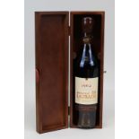 Eine Flasche 1962er Armagnac Laubade, Sorberts - Gers., 0,5 L., in org. Holzkasten, gute Füllhöhe,