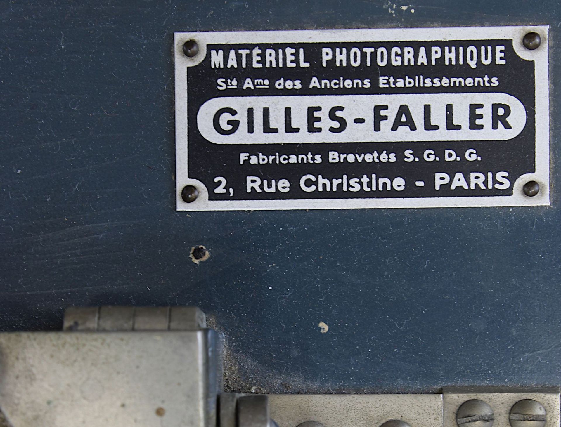 Apparat zur Bildbearbeitung v. Gilles - Faller Paris, Anfang 20. Jh., Holz mit - Bild 2 aus 2