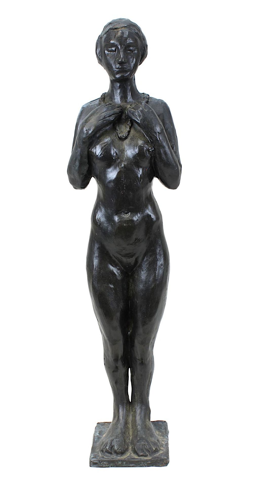 Monogrammist A.W. oder N.W., 20. Jh., stehender weiblicher Akt mit Kette, Bronze mit dunkler