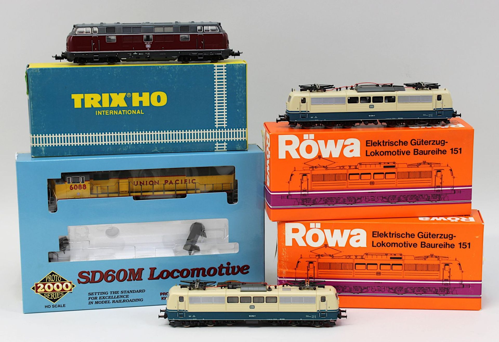 4 Lokomotiven von Röwa, Trix u. Life - Like, Spur H0, 2 x Röwa E - Lok 1420, Proto 2000 30162