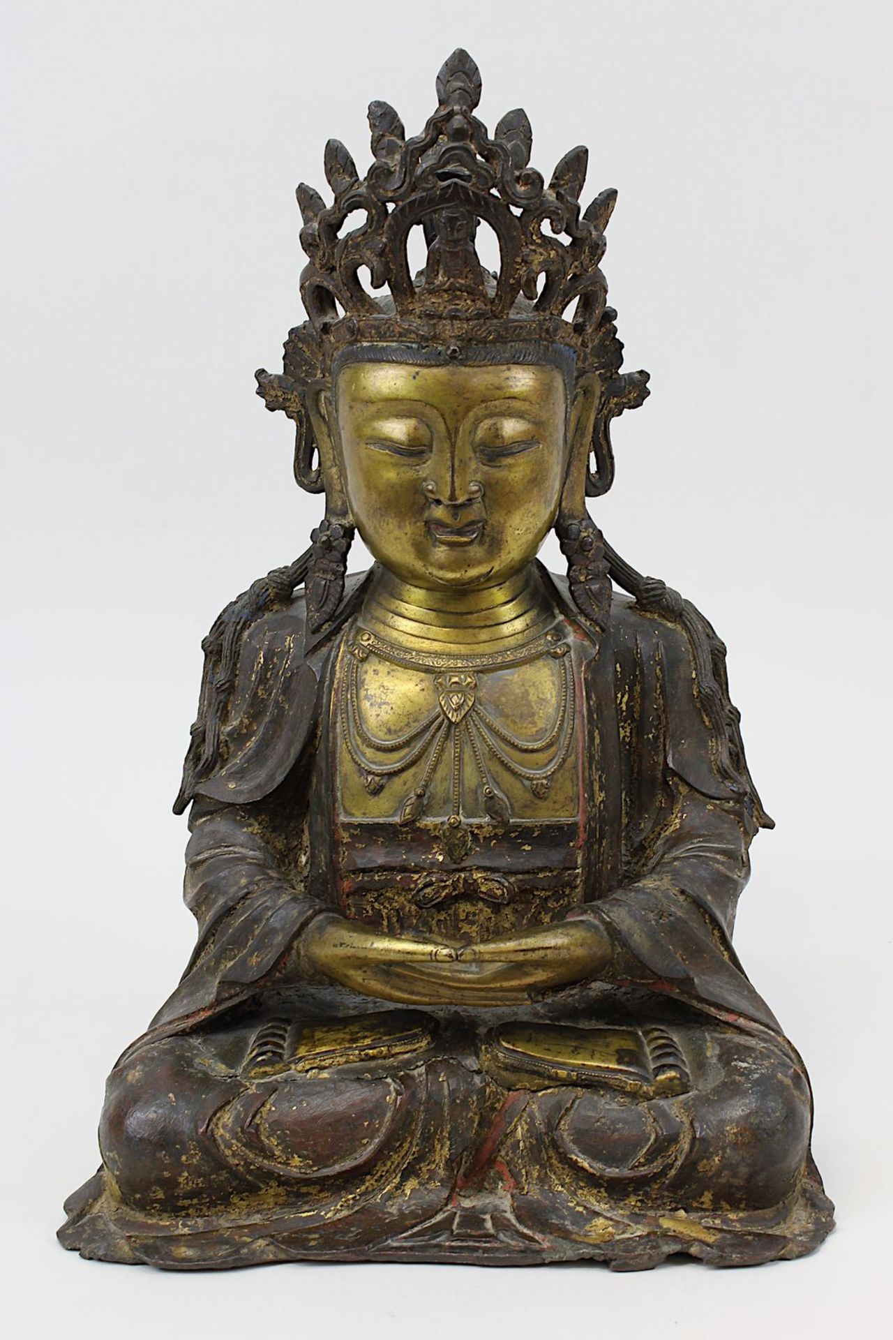 Großer Buddha aus Bronze, China 17./18. Jh., Ming-Dynastie, Guss in verlorener Form, Buddha in