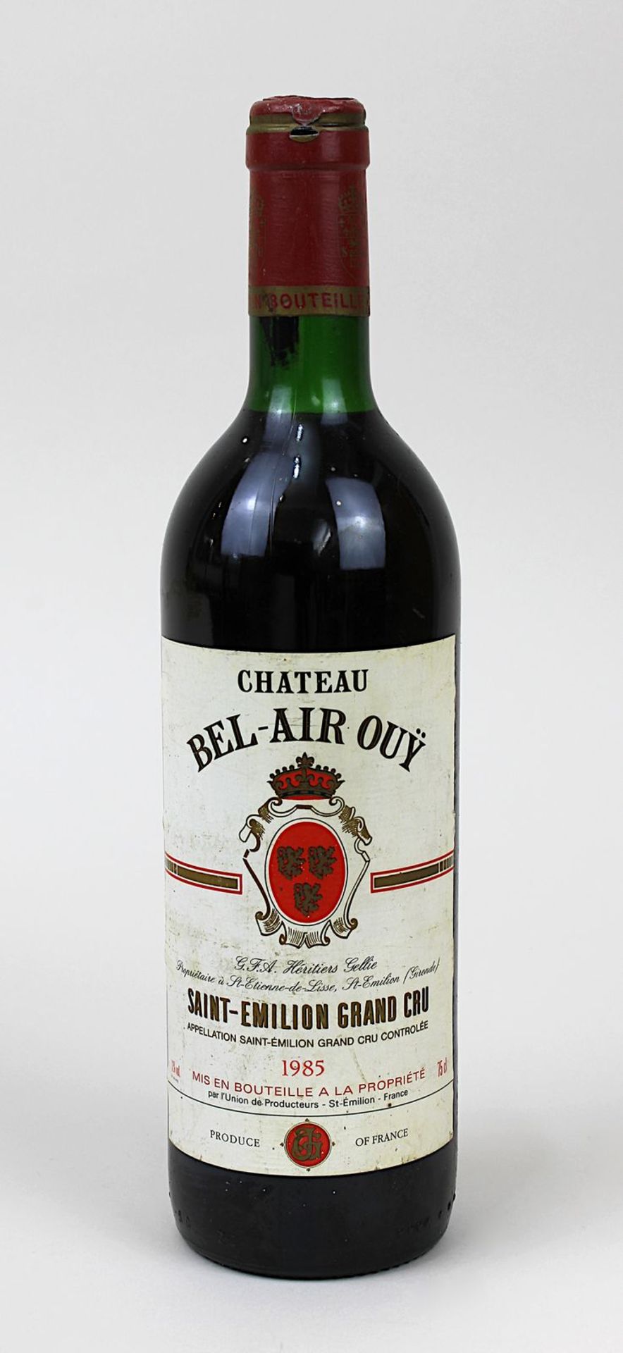 Eine Flasche 1985er Chateau Bel - Air Ouy, Saint - Emilion Grand Cru, St. Emilion Gironde, Füllhöhe: