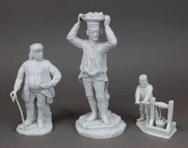 Drei Fürstenberg Bergmann-Figuren, Porzellan, weißer Scherben, glasiert, Höhe 12, 20 und 25,5 cm, im